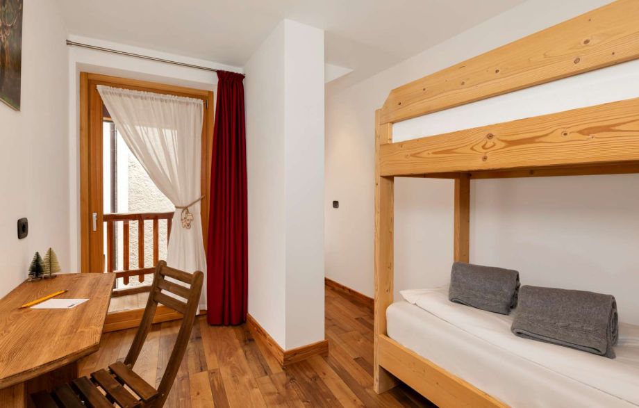 B&B Sot l'Agner - Zimmer - Zimmer LARES (Lärche)